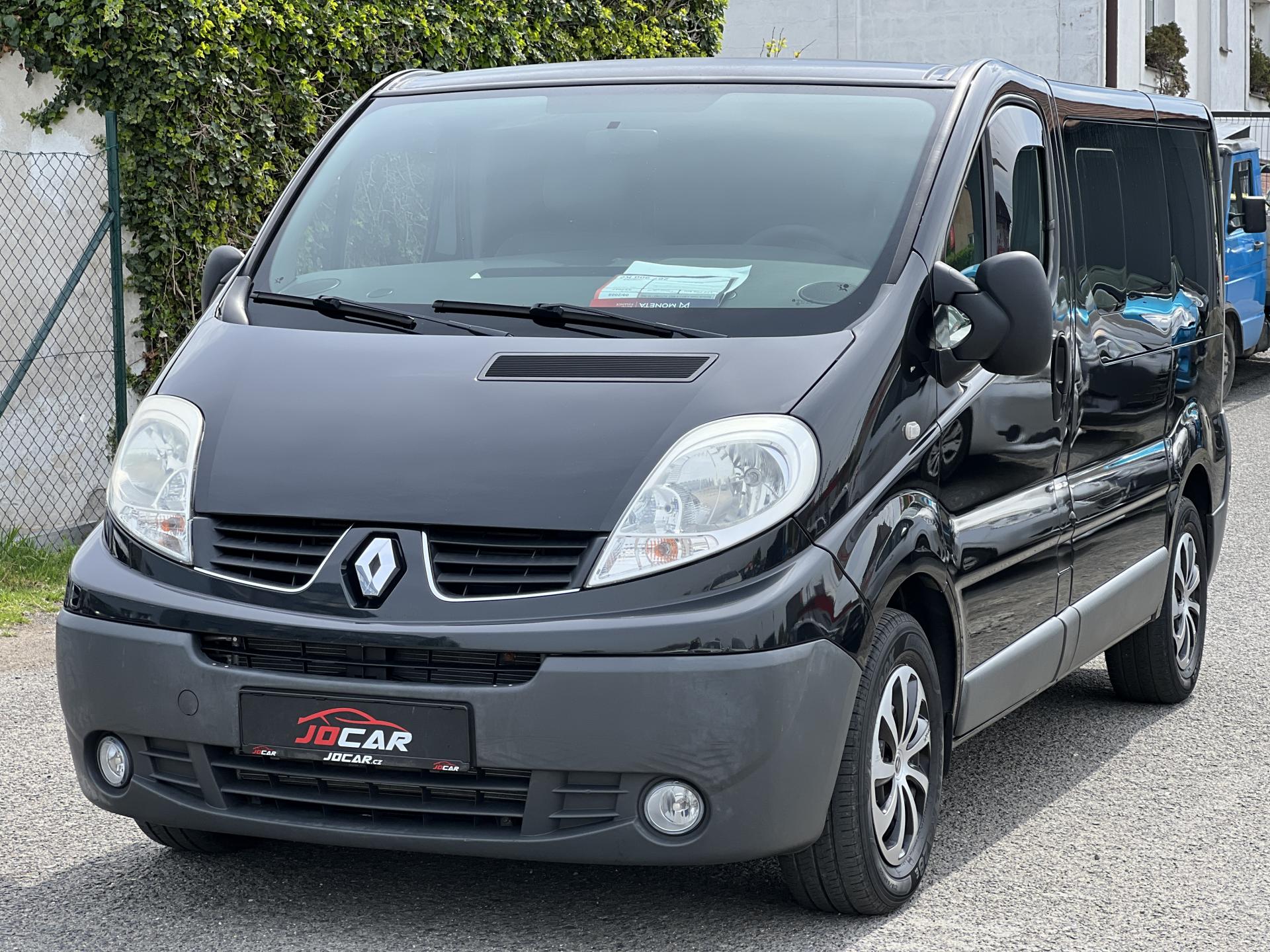 Renault Trafic 2.5DCi  8 MÍST AUTOMAT KLIMA